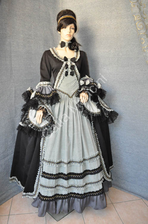 Costume-Donna-del-700 (1)