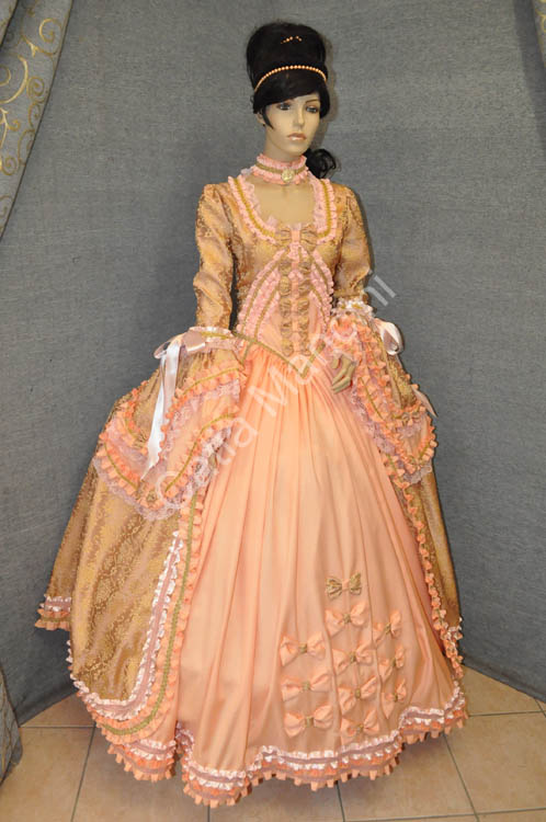 vestito veneziano del 1700 dama (11)