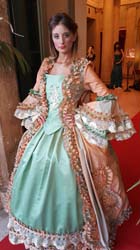 Costume Borghesia Donna 1700 Catia Mancini (14)