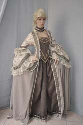 abito femminile del 1700 (1)