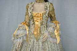 Vestito femminile del 1700 (10)