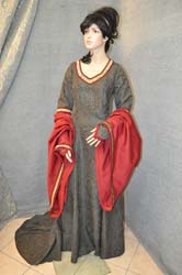 historical costume medieval Italian woman (10)