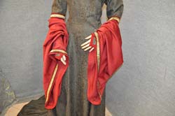 historical costume medieval Italian woman (3)