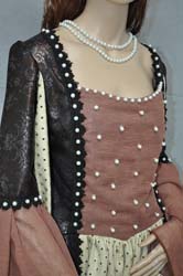 costumes historic Renaissance woman (12)