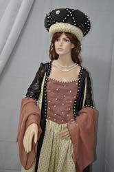 costumes historic Renaissance woman (16)