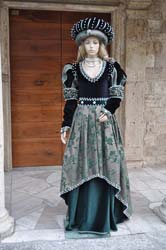 Catia Mancini Dama medievale vestito (15)