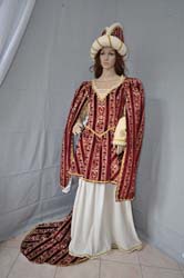 historic medieval costumes woman (14)