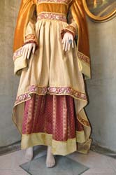Costume Femminile Medievale (8)