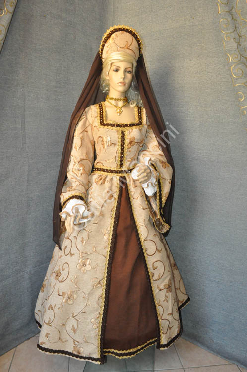 Abbigliamento Femminile nel Medioevo (14)