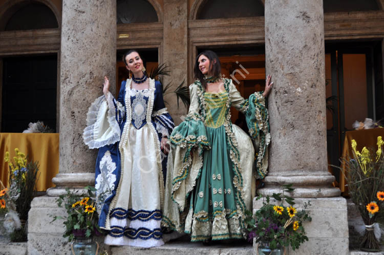 Venetian costumes 15
