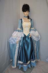 Costume Marie Antoinette of 1700 women (130)