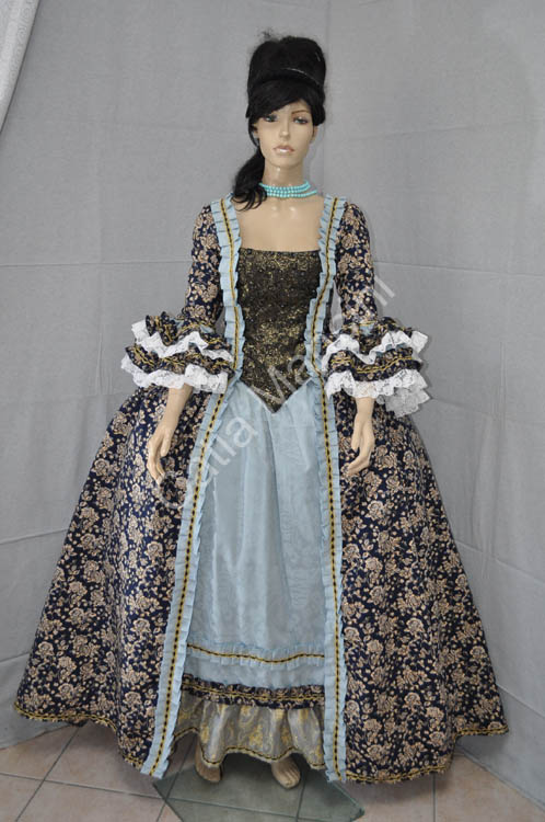 costumi storici 1700 (16)