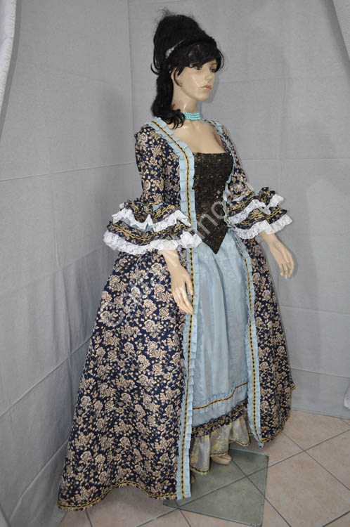 costumi storici 1700 (8)