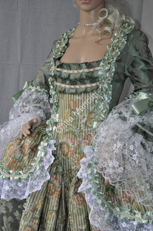 vestito del settecento 1700 (14)