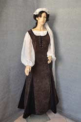 Abbigliamento locandiera medievale (11)