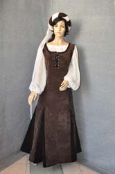 Abbigliamento locandiera medievale (2)