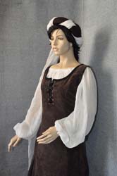 Abbigliamento locandiera medievale (8)