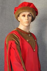Abbigliamento medioevale in velluto (10)