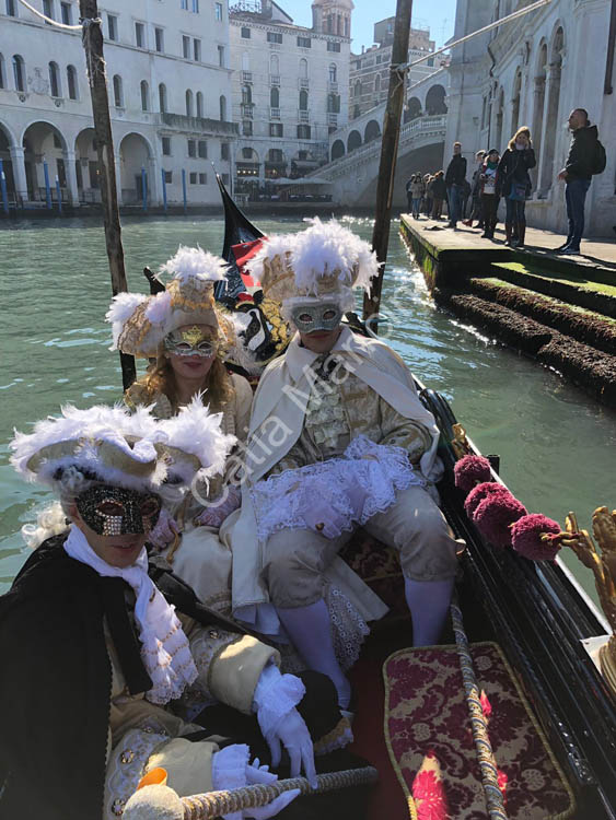 Venezia 2018 costumi Catia Mancini (27)